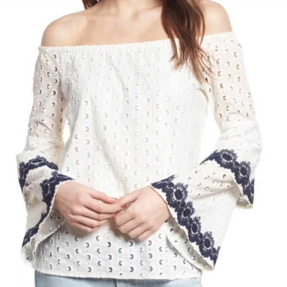 Bailey 44 White Eyelet Boho Tiered Bell Sleeve Blouse - Picture 1 of 11